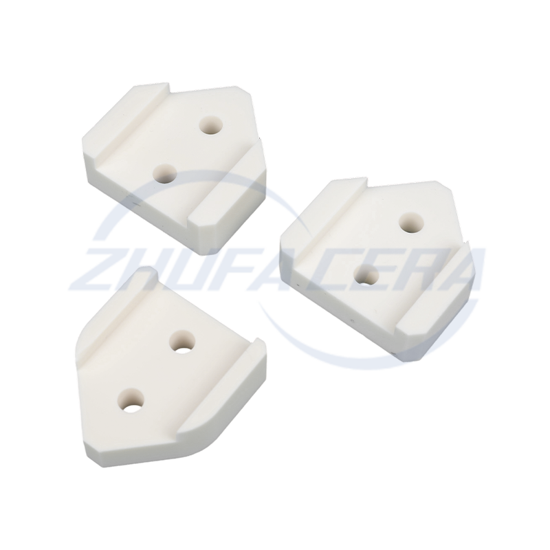 Keramički lim s ograničenjem širine glinice