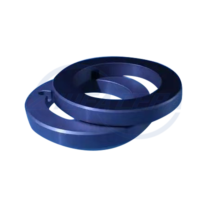 Keramički prsten od plavog cirkonija